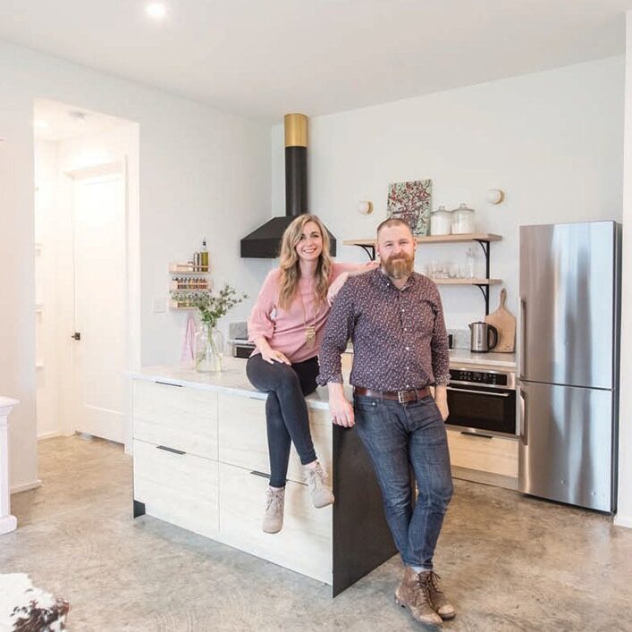 Celebrating-Minimalism-hero Celebrating-Minimalism-hero