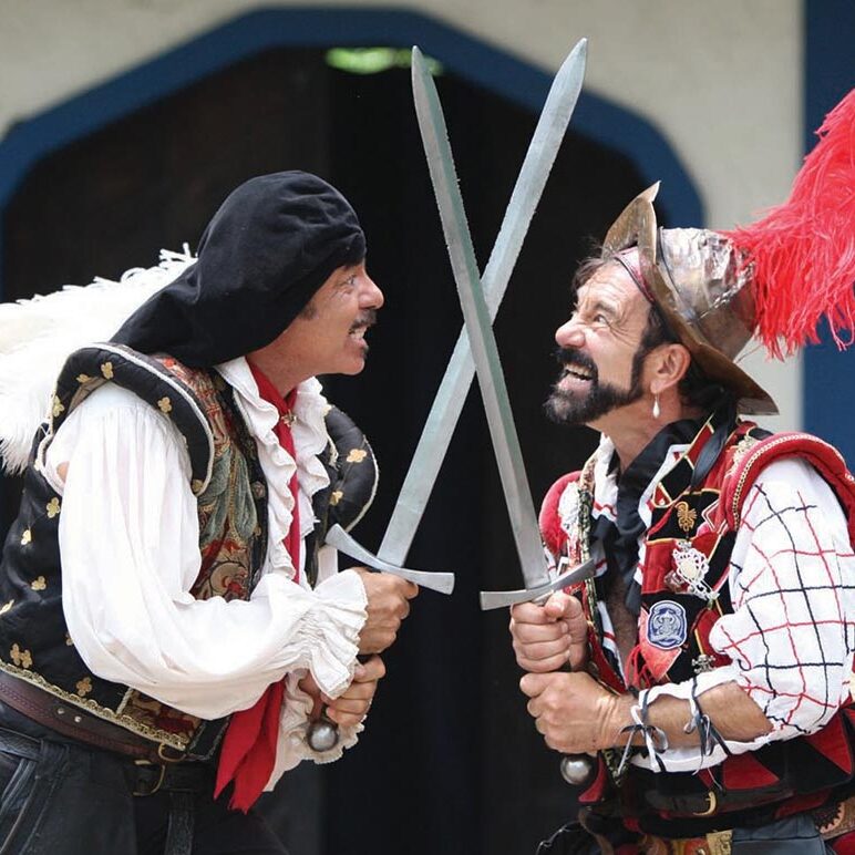 scarborough-faire-sword-fight scarborough-faire-sword-fight